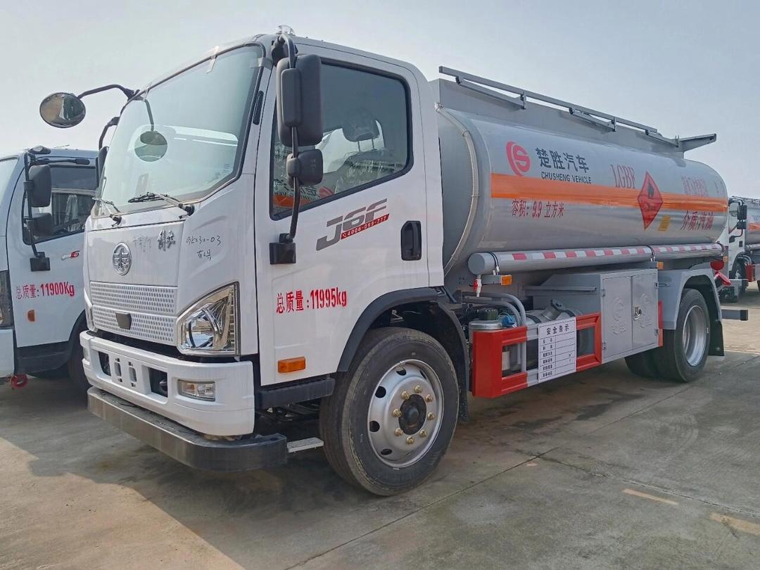 Inspection methods, procedures and precautions for oil tankers