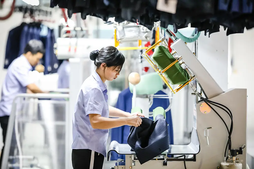 服装全检 - 速航船务