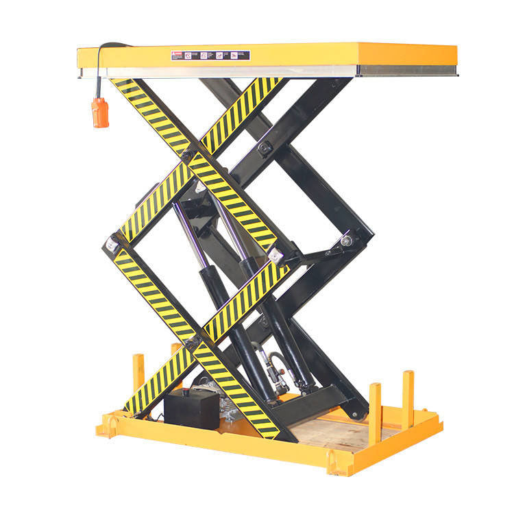 Warehouse vertical hydraulic cargo lifting platform for 1000 kg and 500 kg cargo lifting. Inspection and factory inspection service.