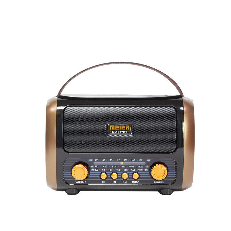 Vintage wooden USB port for playback and Bluetooth connection to AM/FM radio