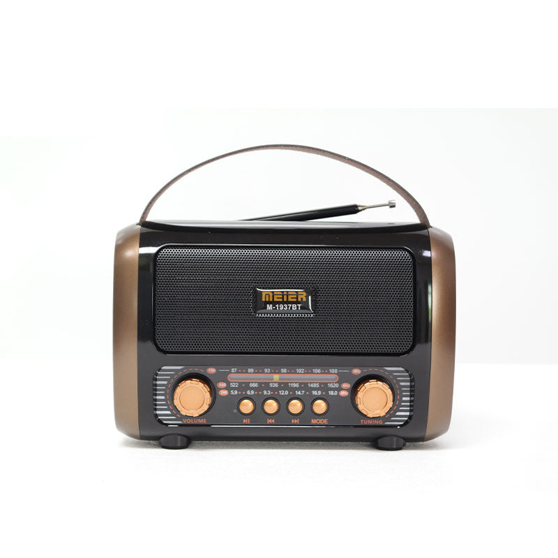 Vintage wooden USB port for playback and Bluetooth connection to AM/FM radio
