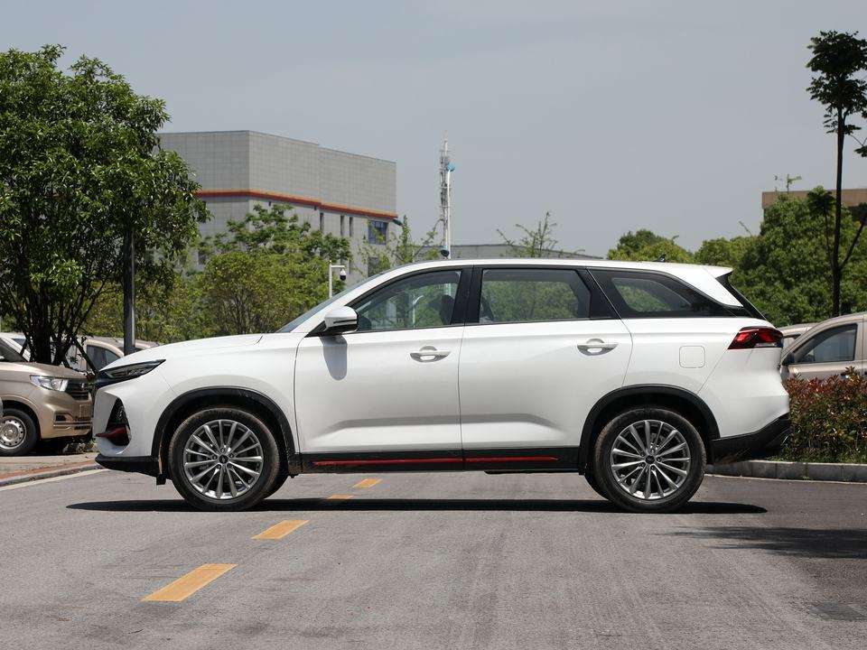 High-performance second-hand small SUV car, Changan Oshan X7 Plus gasoline model, inspection and factory inspection service