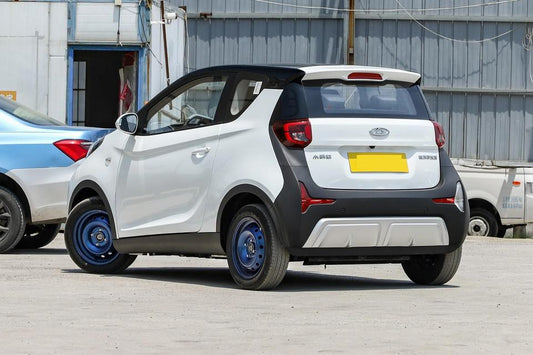 Chery Automobiles Sell Well: Chery Chinese Manufacturer Produces Gasoline Cars with 5 Doors and 5 Seating Positions, Also Exporting SUV Cars. Inspection and Factory Audit Services.
