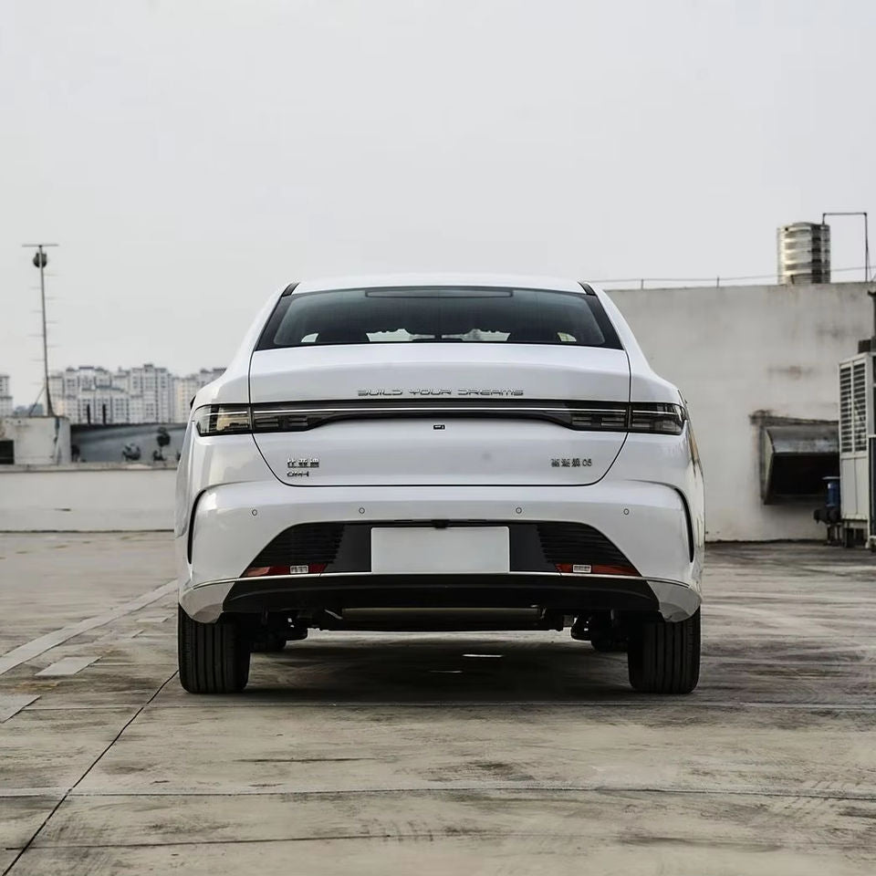 BYD Leopard 5 Hybrid Electric High-End SUV for Adults - 2025 Model - New Energy Vehicle