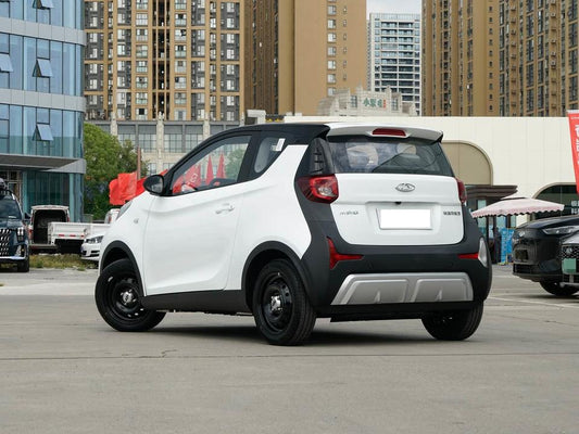 Chery Automobile's 1.5T CVT version of high-speed electric new energy vehicle has excellent quality. Inspection and factory inspection services are available.