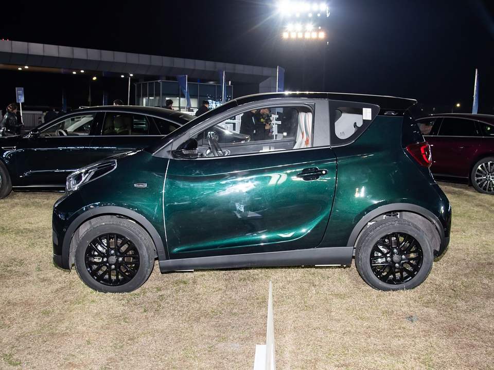 Chery Automobile's 1.5T CVT version of high-speed electric new energy vehicle has excellent quality. Inspection and factory inspection services are available.