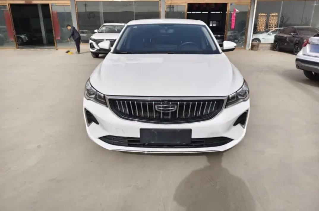 Geely Automobile 2025 1.5-ton right-hand drive gasoline compact SUV made in China. Inspection and factory certification services.
