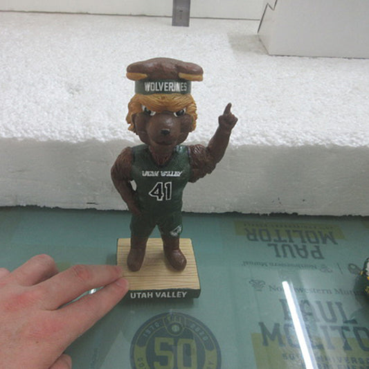 Customized bobblehead resin sculptures, themed decorative gifts, factory inspections, and product testing services.