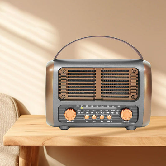 Customized classic wooden retro radio with good sound quality portable hand-modulated AM FM radio