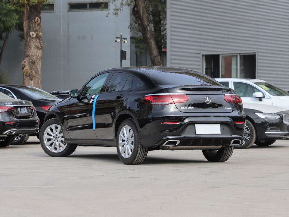 High-quality Mercedes-Benz accident-free SUV 4MATIC vehicles for left-hand drive and right-hand drive models. Inspection and factory inspection services.